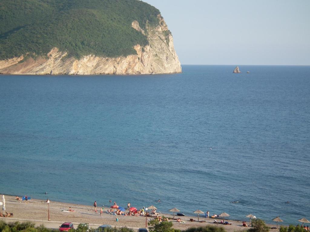Castellamare Residence Petrovac الغرفة الصورة