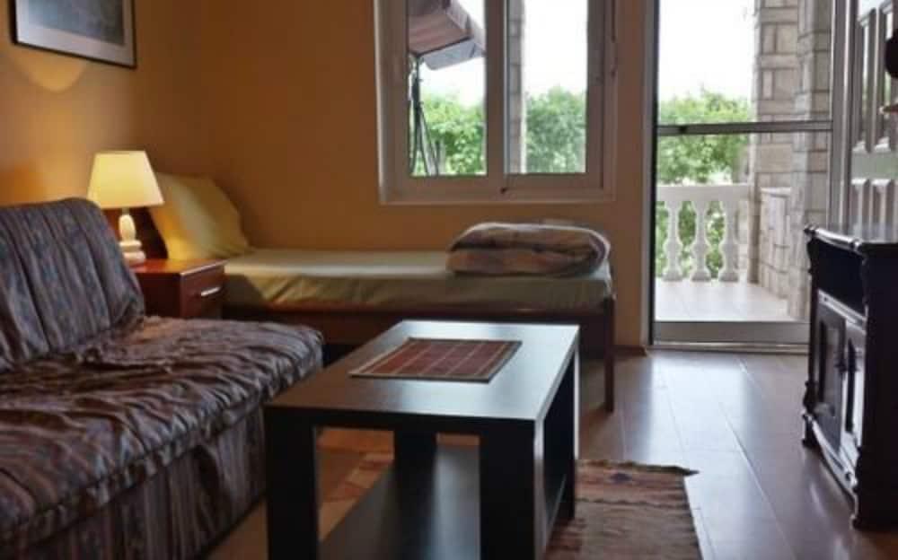 Castellamare Residence Petrovac المظهر الخارجي الصورة