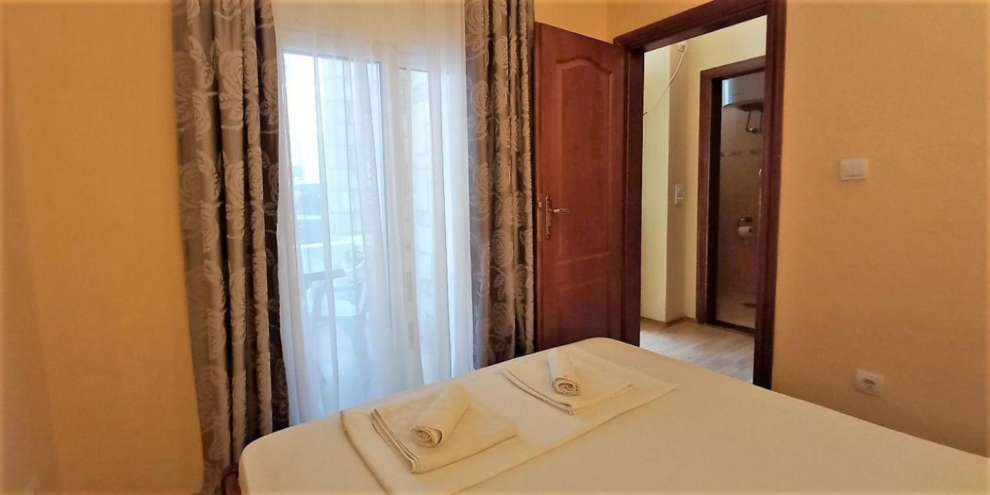 Castellamare Residence Petrovac الغرفة الصورة