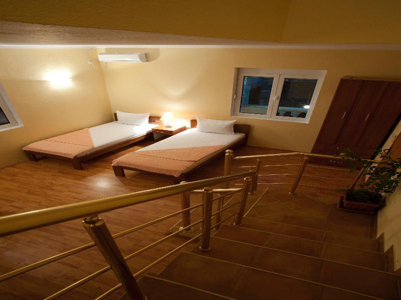 Castellamare Residence Petrovac المظهر الخارجي الصورة